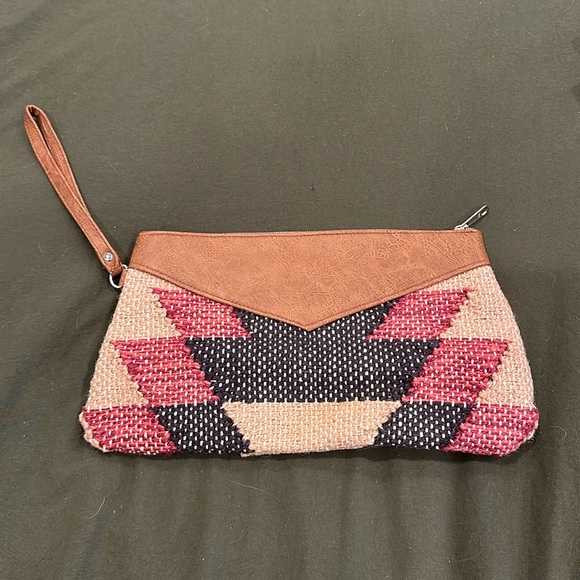 Aztec Style Clutch - Picture 1 of 3